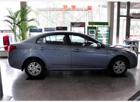 奔腾B50 2011款 1.6L 手动尊贵型 外观   正侧