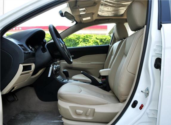 奔腾B50 2011款 1.6L 自动尊贵型 车厢座椅   前排空间