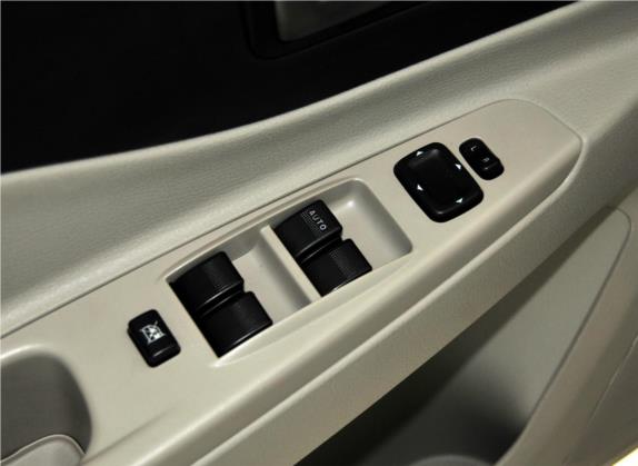 奔腾B50 2011款 1.6L 自动时尚型 车厢座椅   门窗控制