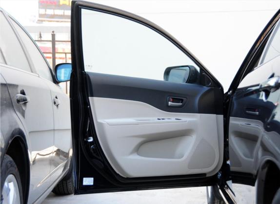 奔腾B50 2012款 1.6L 自动时尚型 车厢座椅   前门板