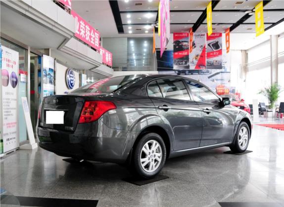 奔腾B50 2012款 1.6L 手动天窗型 外观   斜后
