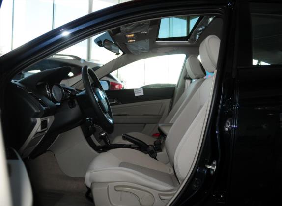 奔腾B50 2013款 1.8L 自动舒适型 车厢座椅   前排空间