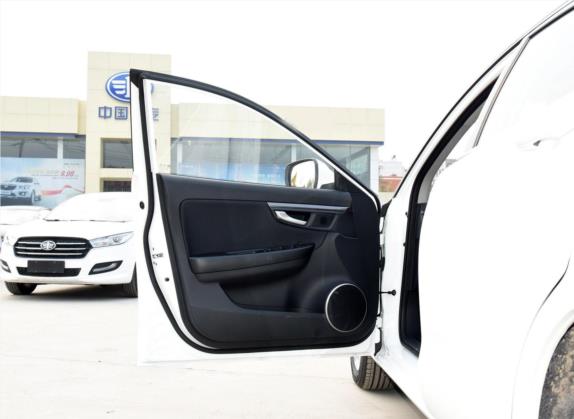 奔腾B50 2016款 1.6L 手动技术型 车厢座椅   前门板