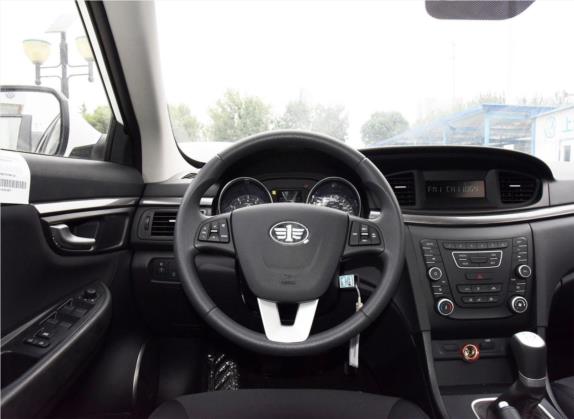 奔腾B50 2016款 1.6L 手动舒适型 中控类   驾驶位