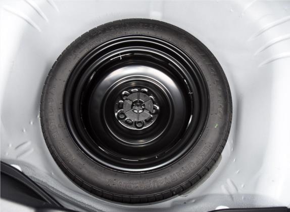 奔腾B50 2016款 1.6L 手动舒适型 其他细节类   备胎