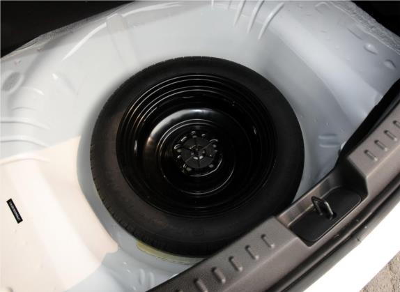 奔腾B50 2016款 1.6L 自动舒适型 其他细节类   备胎