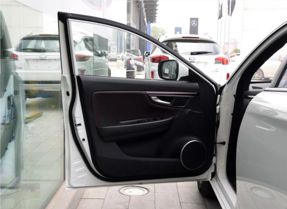 奔腾B50 2016款 1.4T 自动运动豪华型 车厢座椅   前门板