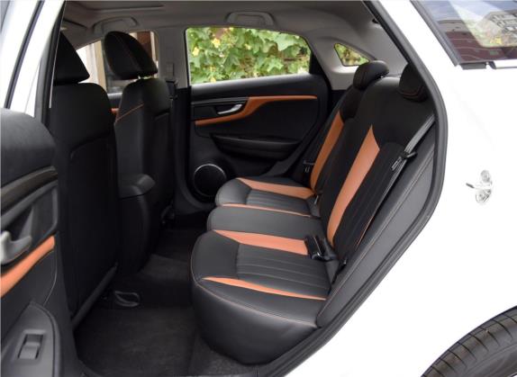 奔腾B50 2019款 1.4T 自动精英型 车厢座椅   后排空间