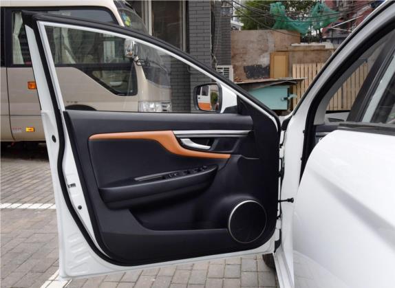 奔腾B50 2019款 1.4T 自动精英型 车厢座椅   前门板