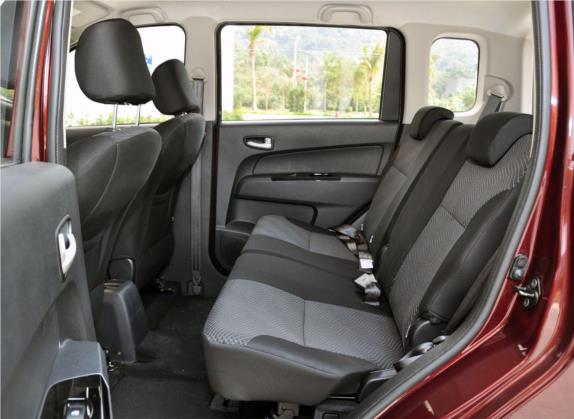 欧力威 2013款 1.2L 手动精英型 车厢座椅   后排空间