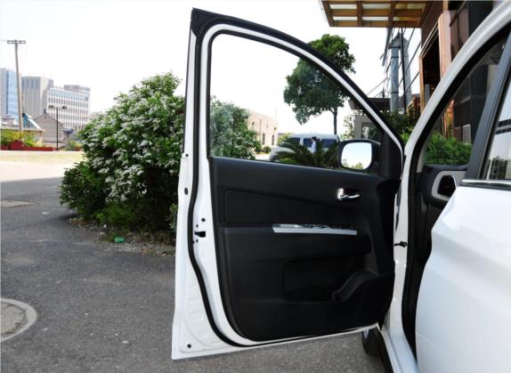 欧力威 2014款 1.4L AMT豪华型 车厢座椅   前门板