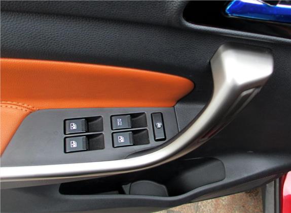 长安欧尚CX70 2016款 1.6L 手动精英型 车厢座椅   门窗控制
