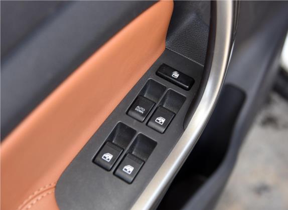 长安欧尚CX70 2016款 1.6L 手动智联型 车厢座椅   门窗控制