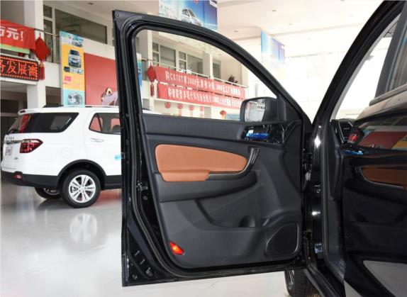 长安欧尚CX70 2017款 CX70T 1.5T 手动尊擎版 车厢座椅   前门板