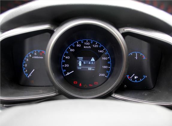 长安欧尚CX70 2017款 CX70T 1.5T 手动豪擎版 中控类   仪表盘