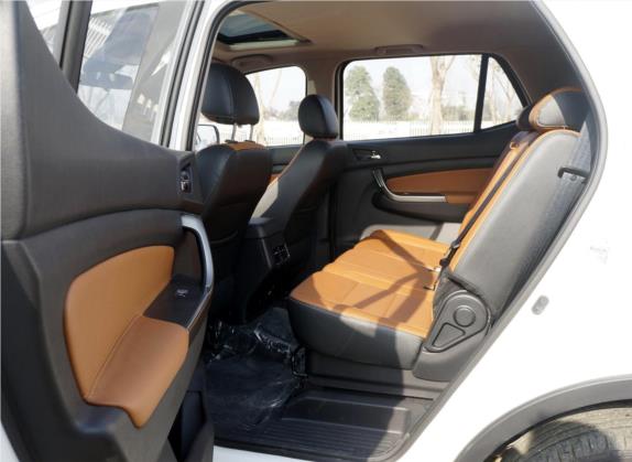 长安欧尚CX70 2017款 改款 CX70T 1.5T 手动尊擎版 车厢座椅   后排空间
