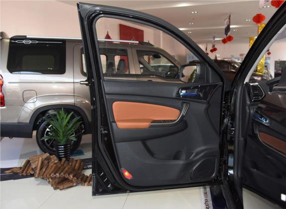 长安欧尚CX70 2017款 改款 CX70T 1.5T 自动尊擎版 车厢座椅   前门板
