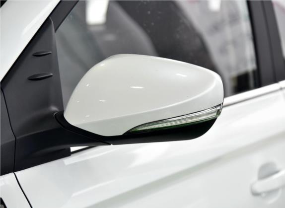 长安欧尚A800 2017款 1.5T 手动豪享型 外观细节类   外后视镜