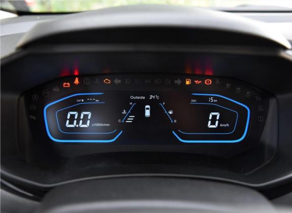 长安欧尚A800 2017款 1.6L 手动豪华型 中控类   仪表盘