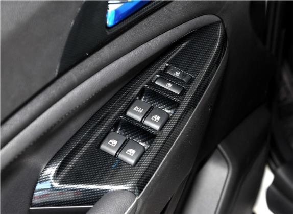 长安欧尚A800 2017款 1.5T 自动尊享型 车厢座椅   门窗控制