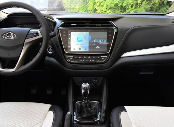 长安欧尚A800 2019款 1.6L 手动豪华型 国V 中控类   中控台