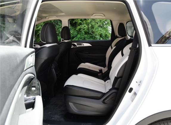 长安欧尚A800 2019款 1.6L 手动豪华型 国V 车厢座椅   后排空间