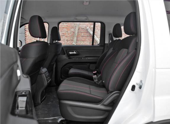 长安欧尚X70A 2018款 1.5L 手动舒适型 车厢座椅   后排空间
