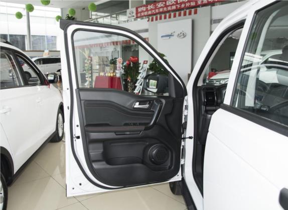 长安欧尚X70A 2019款 1.5L 手动基本型 国VI 车厢座椅   前门板