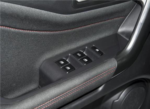 长安欧尚X70A 2019款 1.5L 手动基本型 国VI 车厢座椅   门窗控制