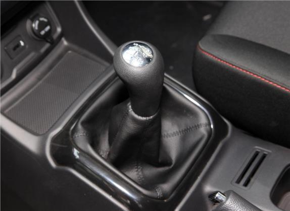 长安欧尚X70A 2019款 1.5L 手动舒适型 国VI 中控类   挡把