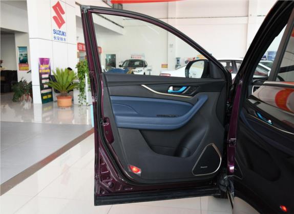 长安欧尚科赛 2018款 1.5T 自动 妙 6座 车厢座椅   前门板