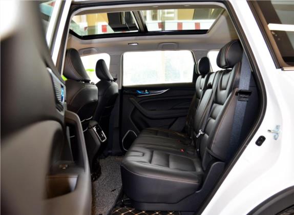长安欧尚科赛 2020款 1.5T 自动悦尚型 5座 车厢座椅   后排空间