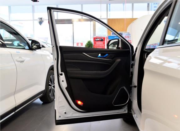 长安欧尚科赛 2020款 1.5T 自动悦尚型 5座 车厢座椅   前门板