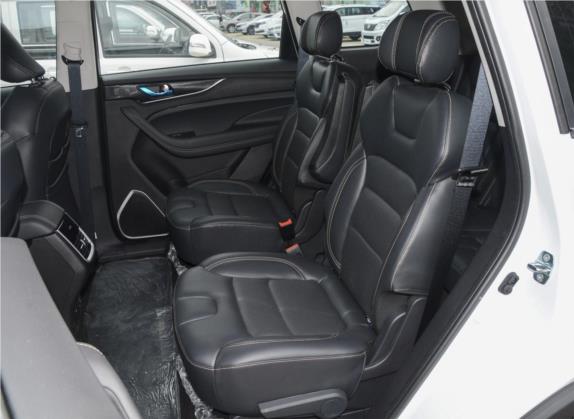 长安欧尚科赛 2020款 GT 2.0T 自动风尚型 7座 车厢座椅   后排空间