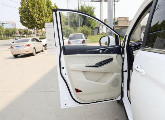 长安欧尚科尚 2019款 1.5T 自动智能型 国VI 车厢座椅   前门板