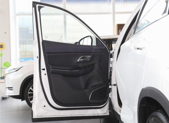 长安欧尚X7 2020款 1.5T 自动豪华型 车厢座椅   前门板