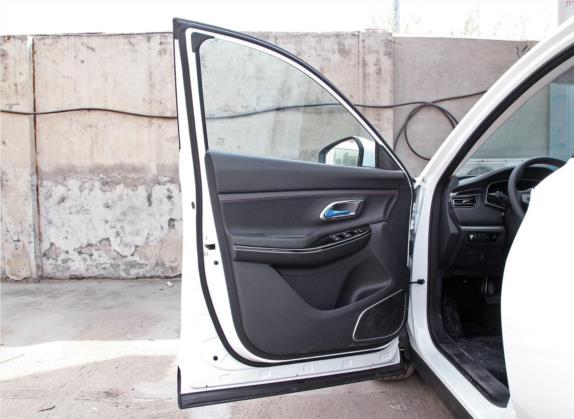 长安欧尚X7 2020款 1.5T 自动尊享型 车厢座椅   前门板