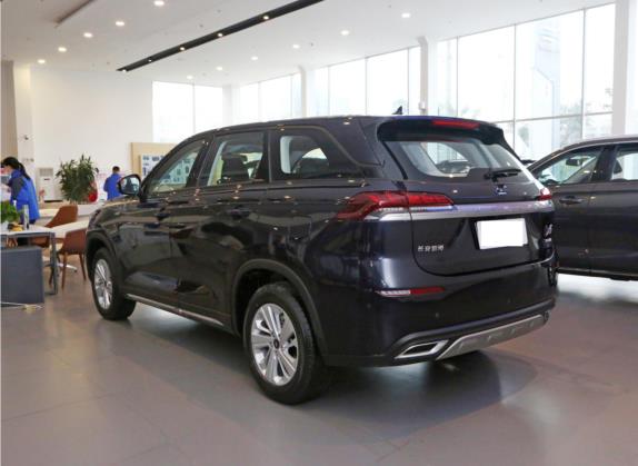长安欧尚X7 2021款 1.5T 自动精英型 外观   斜后