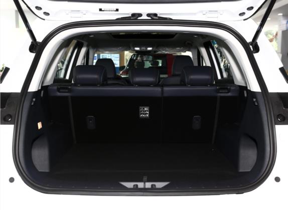 长安欧尚X7 2021款 1.5T 自动Geeker版 车厢座椅   后备厢