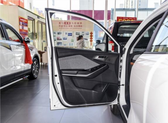 长安欧尚科赛3 2019款 1.5L 自动乐尚型 车厢座椅   前门板
