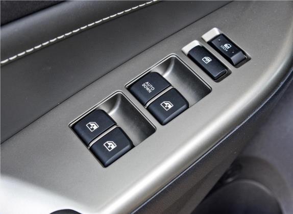 长安欧尚科赛5 2021款 1.6L 手动经典型 车厢座椅   门窗控制