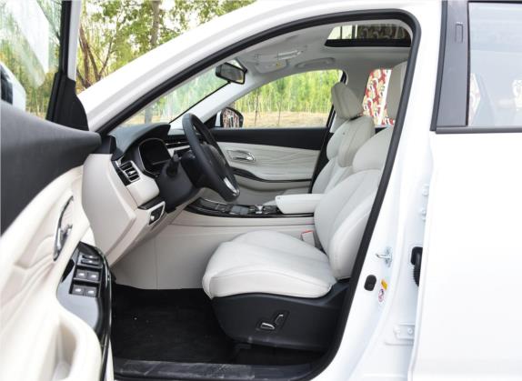 长安欧尚X7 EV 2020款 领航型405 车厢座椅   前排空间