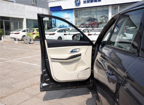 长安欧尚X7 EV 2020款 尊享型405 车厢座椅   前门板