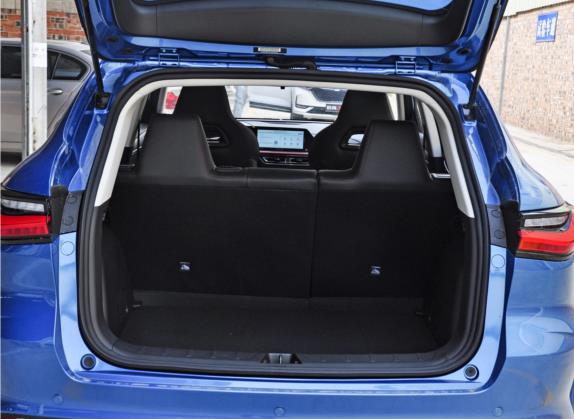 长安欧尚X5 2021款 1.6L CVT尊贵型 车厢座椅   后备厢