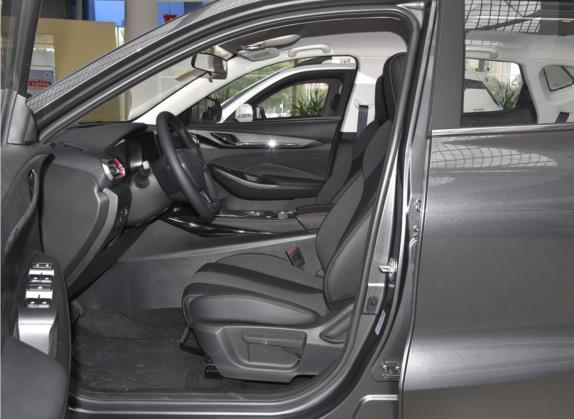 长安欧尚X5 2021款 1.6L CVT舒享型 车厢座椅   前排空间