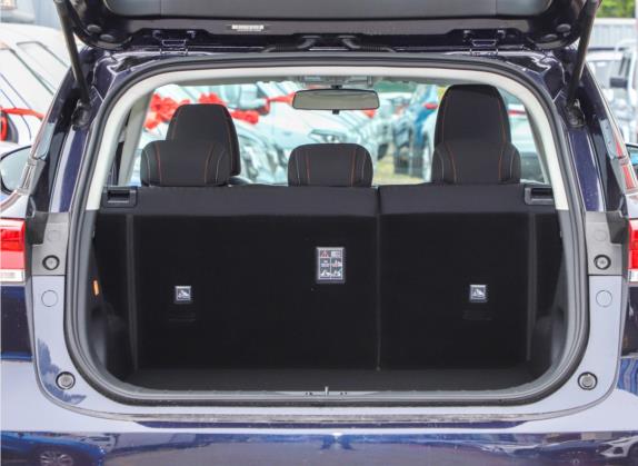 长安欧尚X7 PLUS 2022款 1.5T 蓝鲸版自动豪华型 车厢座椅   后备厢