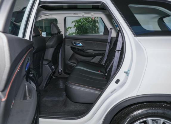 长安欧尚X7 PLUS 2022款 1.5T 蓝鲸版自动尊享型 车厢座椅   后排空间