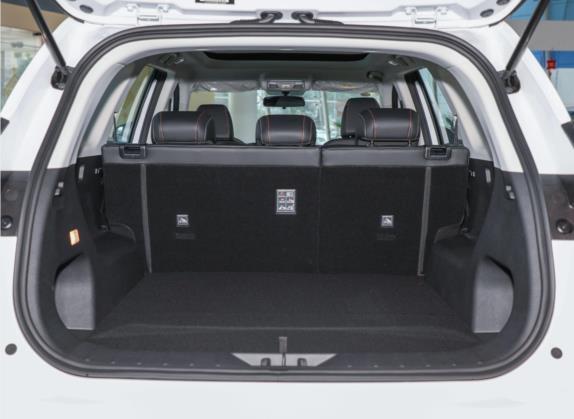 长安欧尚X7 PLUS 2022款 1.5T 蓝鲸版自动尊享型 车厢座椅   后备厢