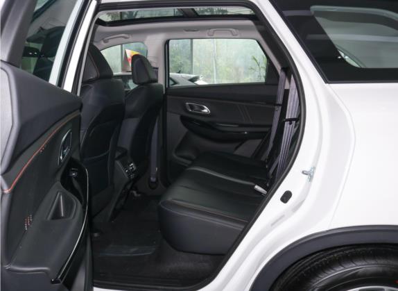 长安欧尚X7 PLUS 2022款 1.5T 蓝鲸版自动尊贵型 车厢座椅   后排空间