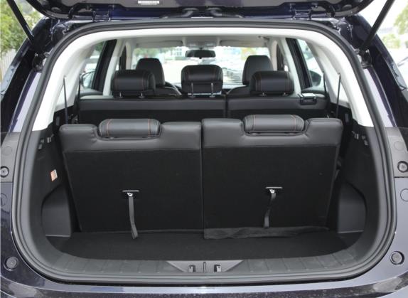 长安欧尚X7 PLUS 2022款 1.5T 蓝鲸版自动尊贵型 7座 车厢座椅   后备厢